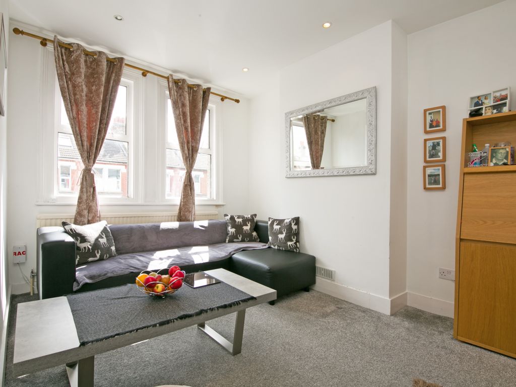 1 bed flat for sale in Haydons Road, Wimbledon SW19 Zoopla
