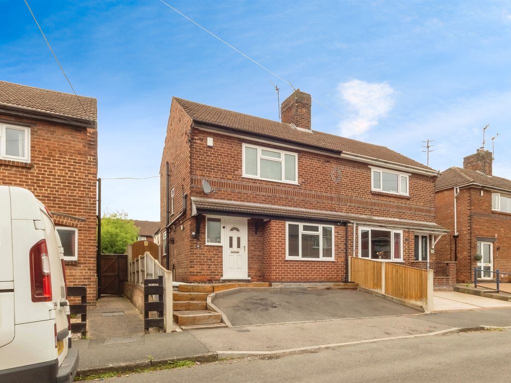 3 bed semidetached house for sale in Galway Road, Arnold, Nottingham