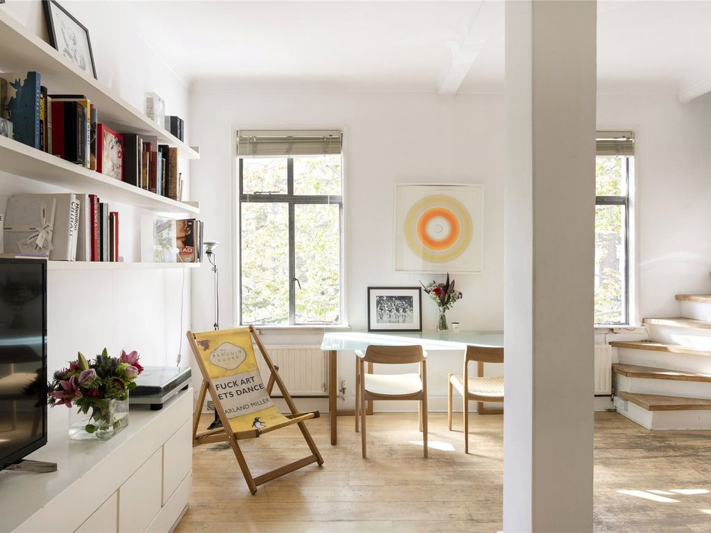 2 bed flat for sale in Chesterton Road, North Kensington W10 Zoopla