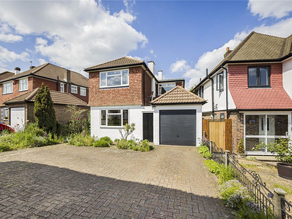 4 bed detached house for sale in Winn Road, London SE12, £625,000 Zoopla