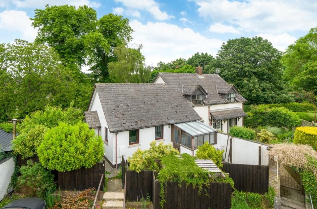 1 bed semidetached bungalow for sale in Banbury Court, Exeter Street, North Tawton, Devon EX20