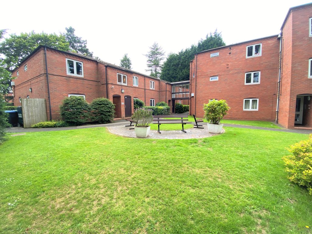1 bed flat to rent in Michael Blanning House, Wake Green Park, Moseley