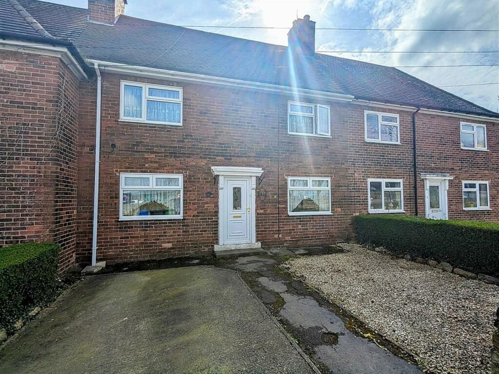 3 bed terraced house for sale in Highfield Lane, Chesterfield S41, £