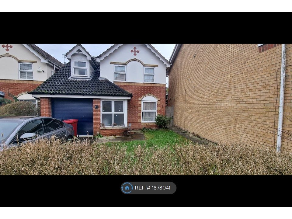4 bed detached house to rent in Hunters Way, Slough SL1, £2,700 pcm