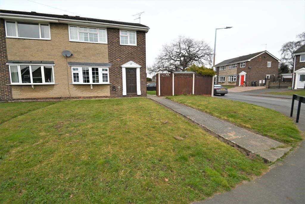 3 bed semidetached house for sale in Common Lane, Auckley, Doncaster