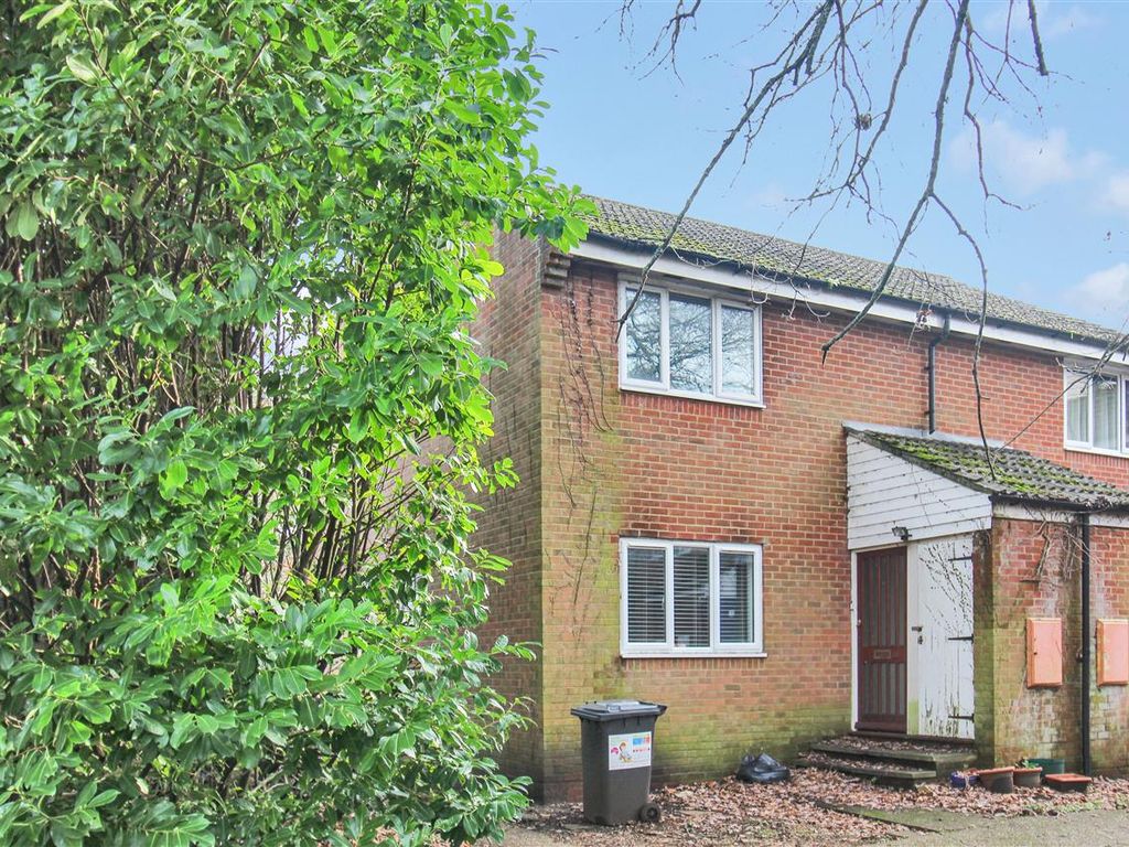 1 bed flat to rent in Cornwall Road, Whitehill, Bordon GU35 Zoopla