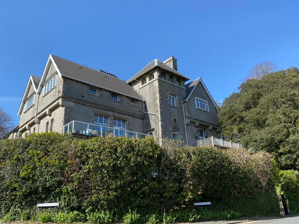 2 bed flat for sale in Crescent Road, Ivybridge, Devon PL21, £160,000
