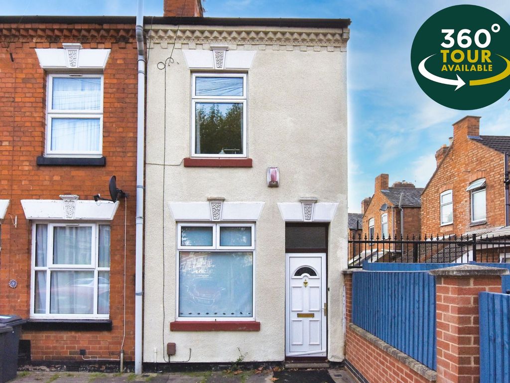 2 bed end terrace house for sale in West Avenue, Clarendon Park