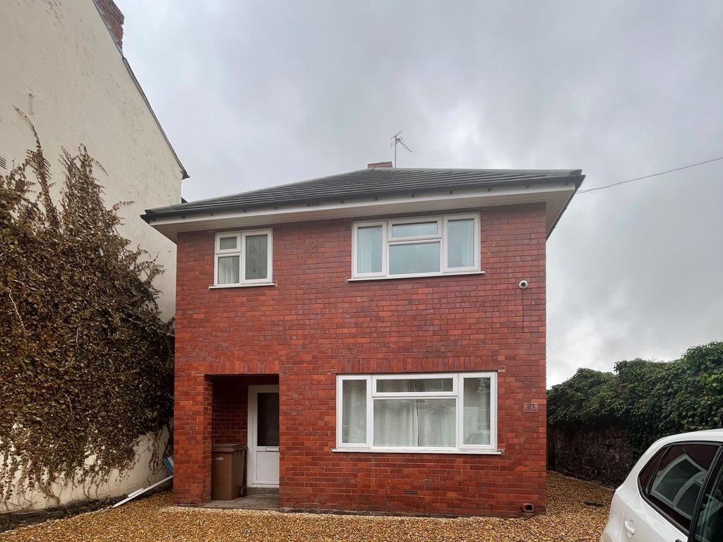 Room to rent in Upper Church Street, Oswestry, Shropshire SY11 Zoopla