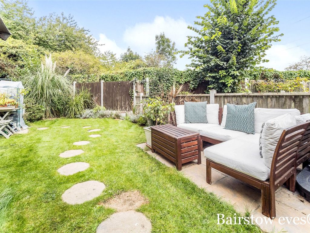 Longcourt Mews, Wanstead, London E11  