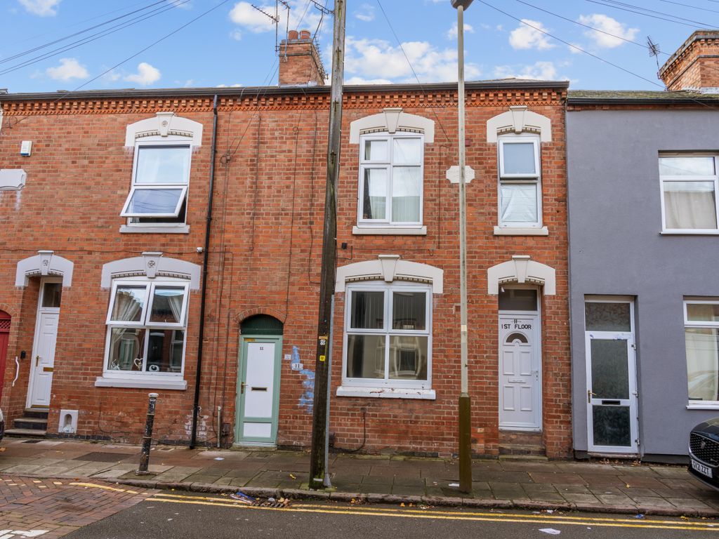 2 bed terraced house for sale in Bartholomew Street, Leicester LE2, £