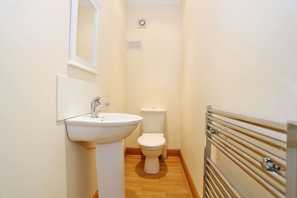 4 bed semidetached house to rent in Inchgarth Mews, Cults, Aberdeen