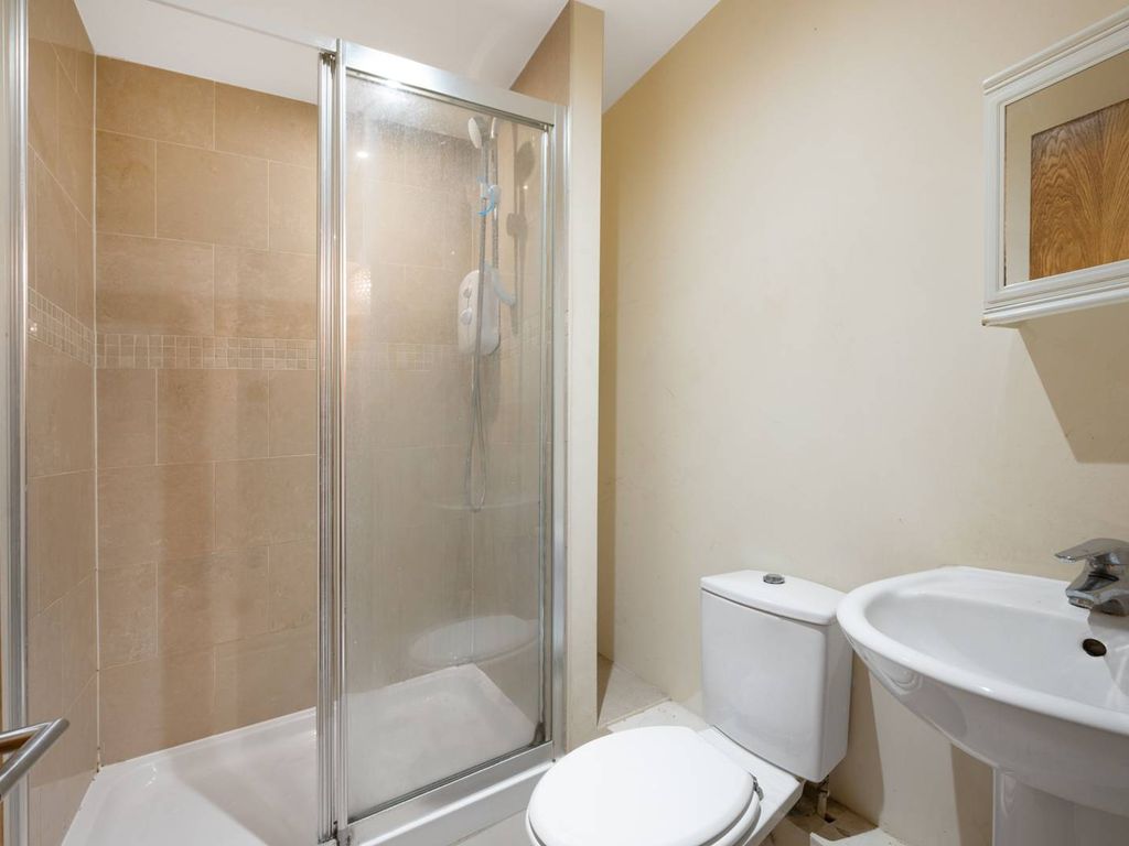 Peaberry Court, Hendon, London NW4  