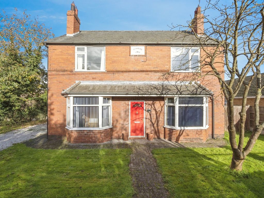 4 bed detached house for sale in Park Lane, Blaxton, Doncaster DN9, £