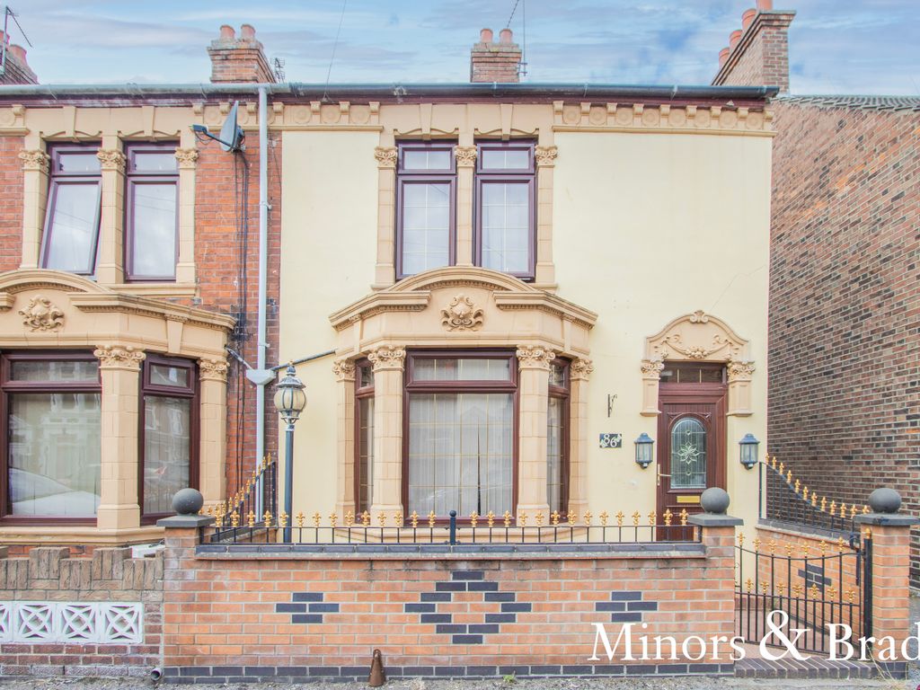 3 bed end terrace house for sale in Palgrave Road, Great Yarmouth NR30