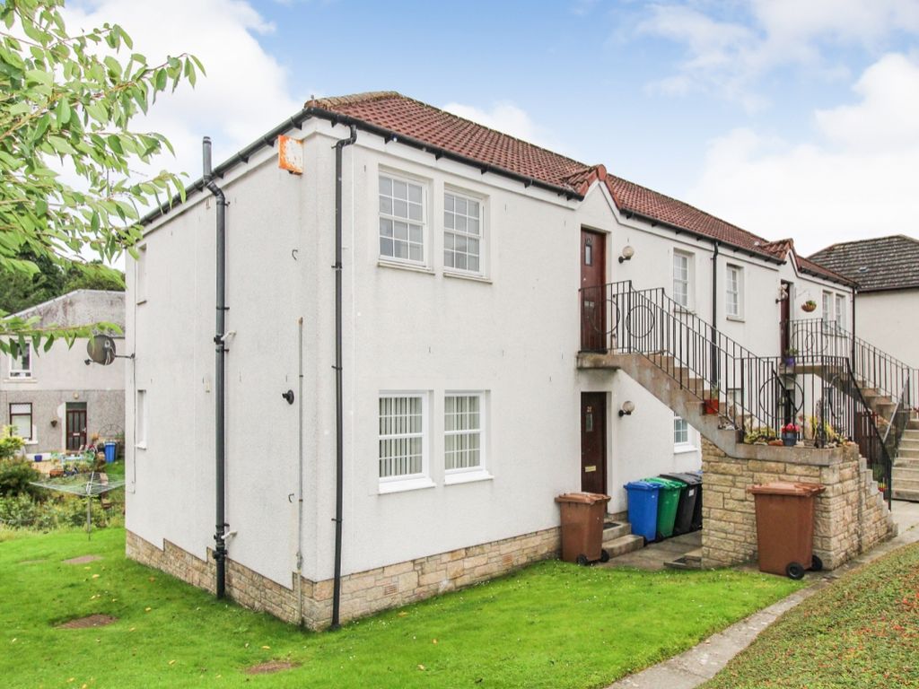 2 bed flat to rent in Penrice Park, Lundin Links, Leven, Fife KY8 Zoopla