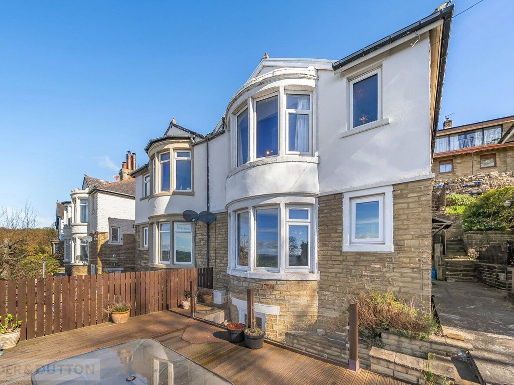 2 bed semidetached house for sale in Burnley Road, Halifax, West