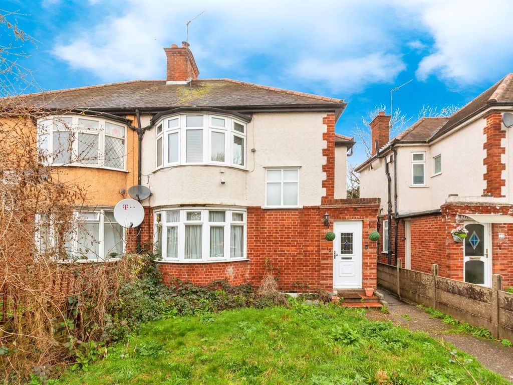 1 bed for sale in Staines Road, Bedfont, Feltham TW14, £