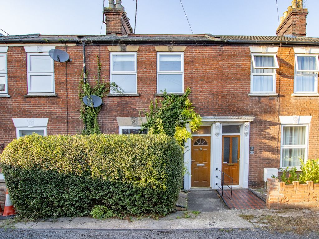 3 bed terraced house for sale in Albert Avenue, King's Lynn, Norfolk