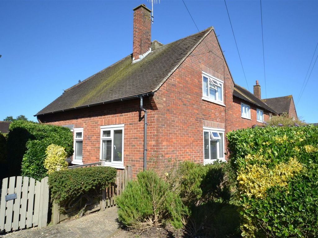 2 bed end terrace house for sale in Whiteways, North Bersted, Bognor