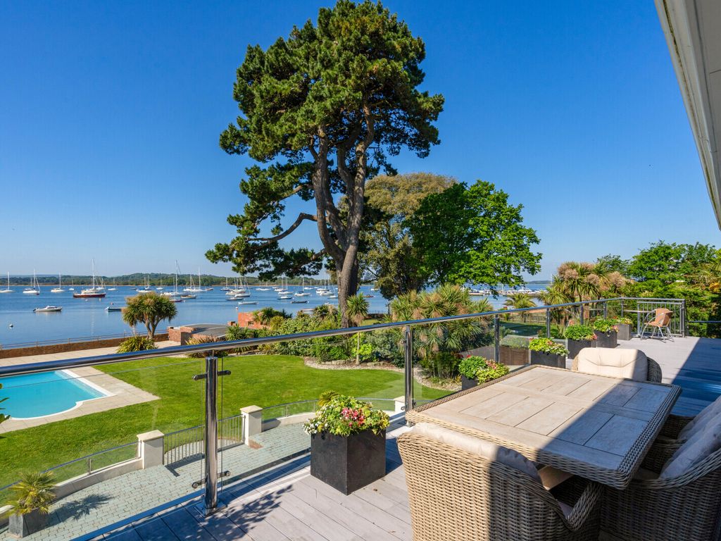 5 bed detached house for sale in Branksea Avenue, Poole, Dorset BH15, £