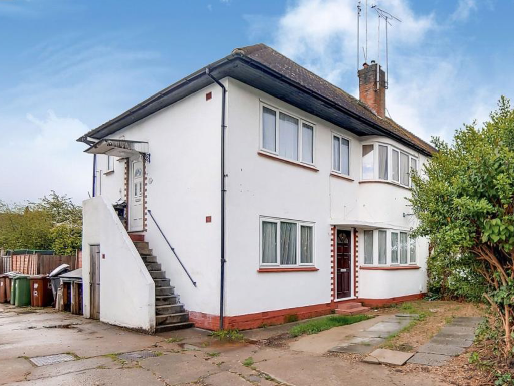 3 bed flat to rent in Eldon Avenue, Borehamwood WD6 Zoopla