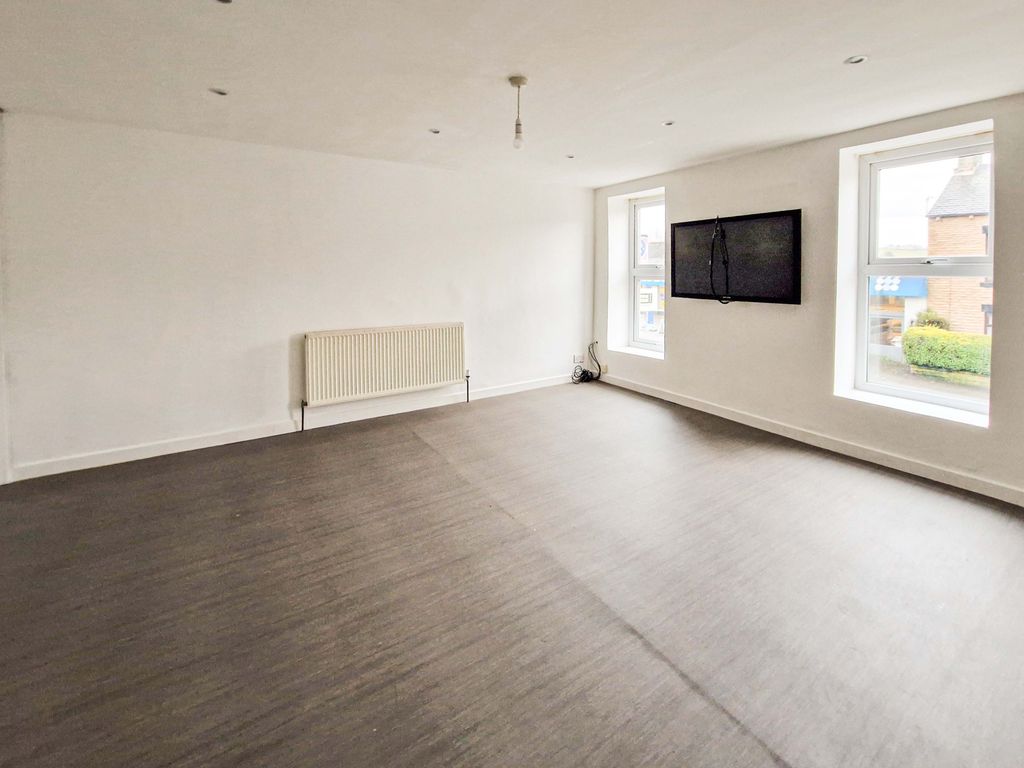 4 bed flat to rent in Oldham Road, Springhead, Saddleworth OL4 Zoopla