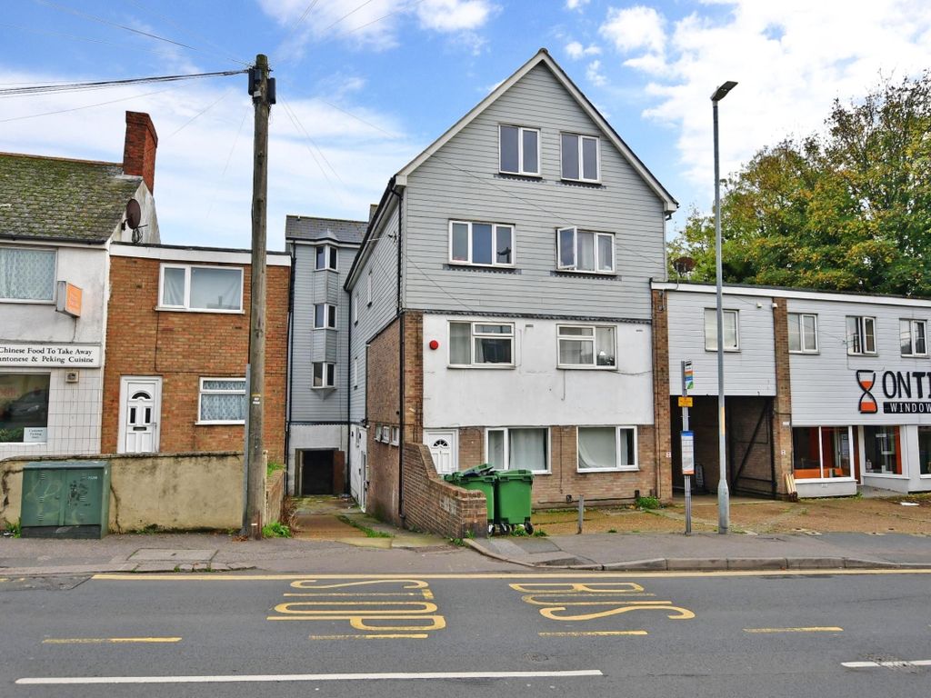 1 bed flat to rent in Risborough Lane, Folkestone CT19 Zoopla