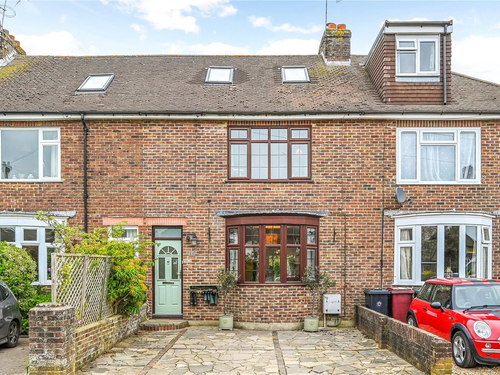 4 bed terraced house for sale in M'tongue Avenue, Bosham, Chichester