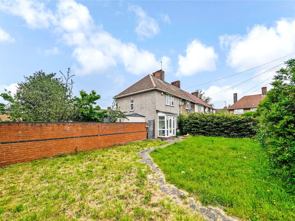 3 bed end terrace house for sale in Rugby Road, Dagenham RM9 Zoopla