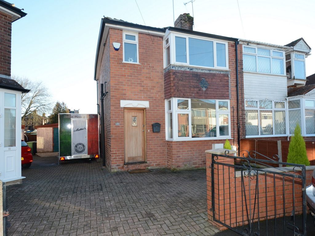 3 bed semidetached house for sale in Ansdell Drive, Droylsden M43 Zoopla