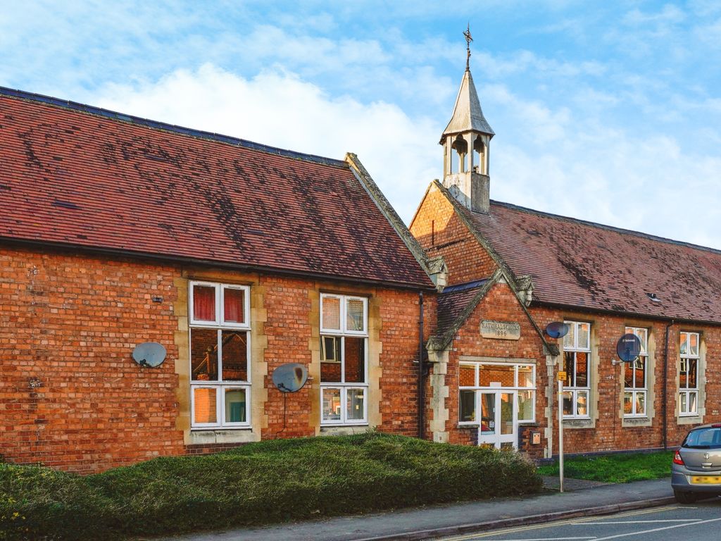 1 bed flat for sale in The Old School House, Kings Road, Evesham