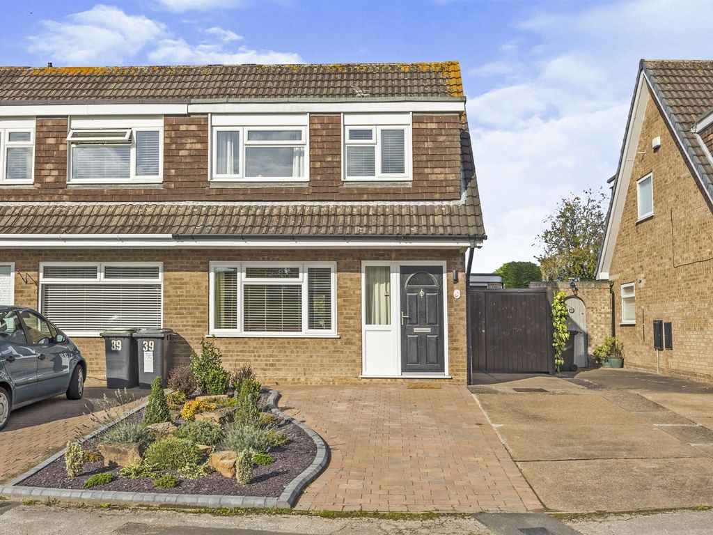 3 bed semidetached house for sale in Sloan Drive, Bramcote, Nottingham NG9 Zoopla