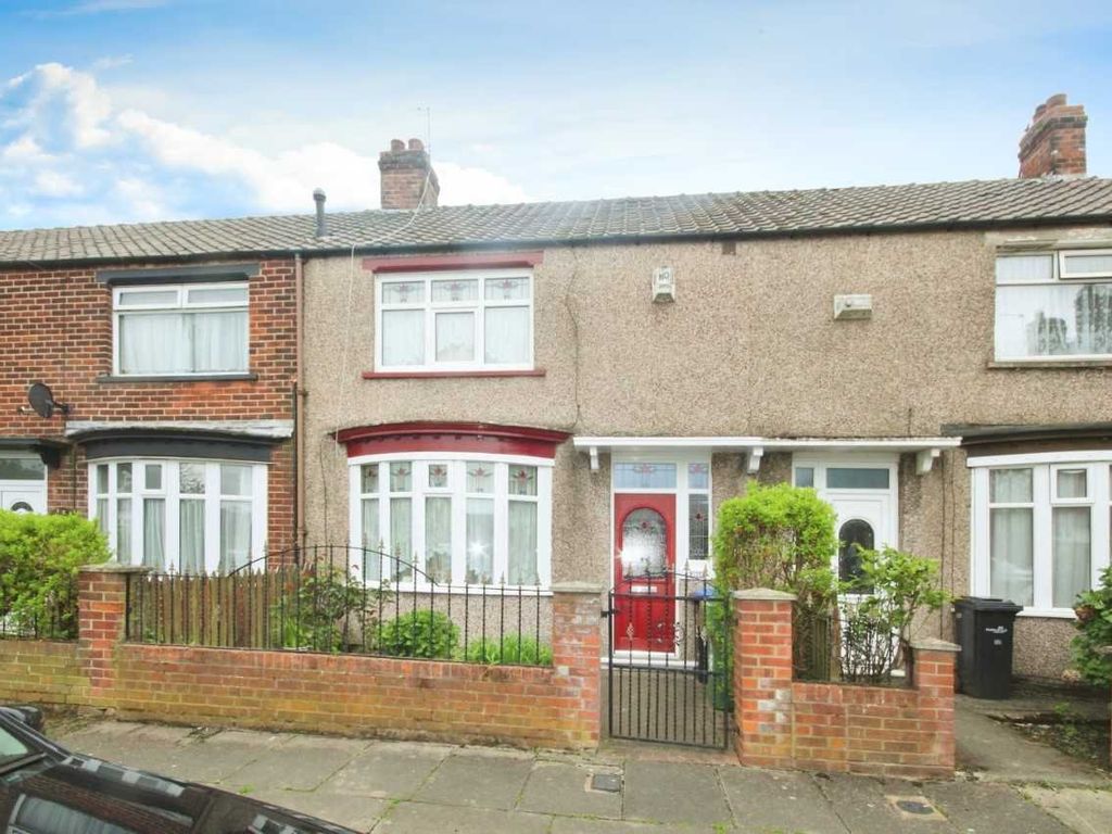 3 bed terraced house for sale in Saltwells Road, Longlands