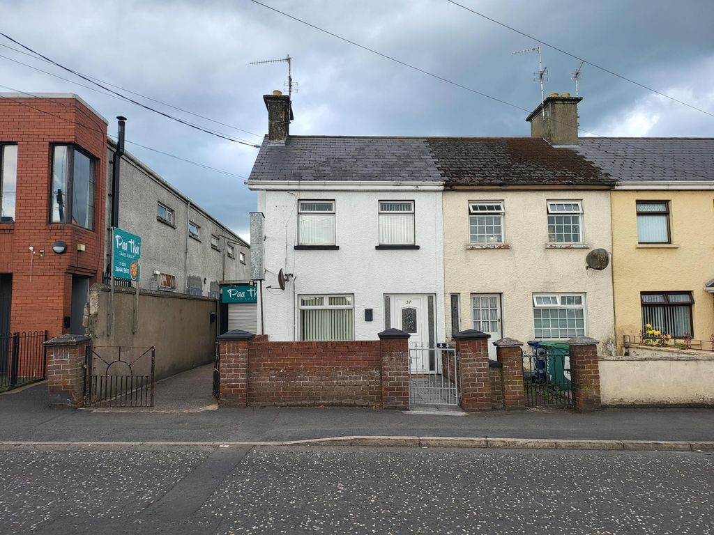 3 bed terraced house for sale in Lake Street, Lurgan, Craigavon BT67, £