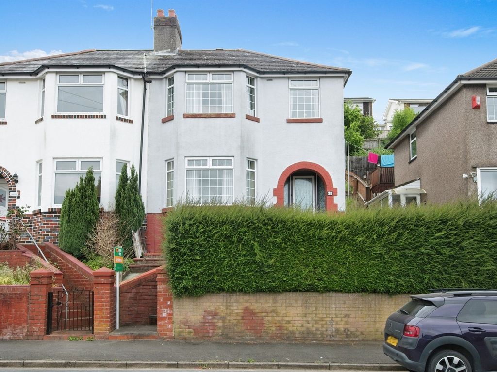 3 bed semidetached house for sale in East Grove Road, Newport NP19