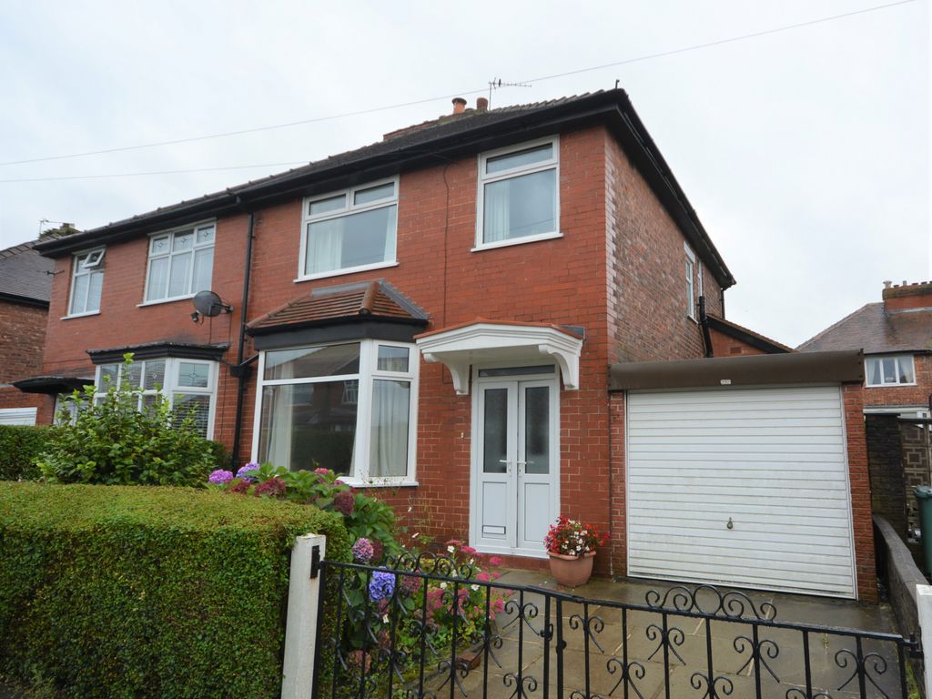 3 bed semidetached house for sale in Sunnyfield Road, Prestwich M25, £270,000 Zoopla