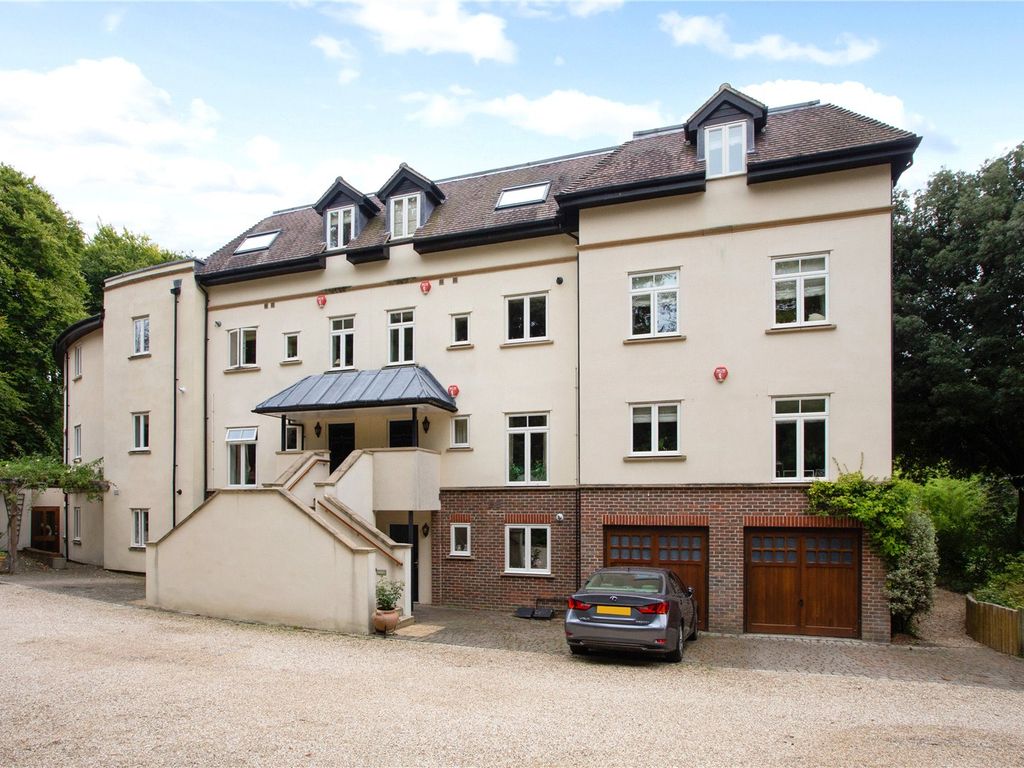 Kings Crescent, Winchester, Hampshire SO22  