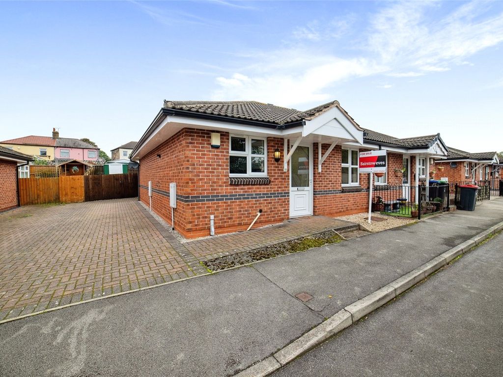 2 bed bungalow for sale in Coppywood Close, Teversal, SuttonIn
