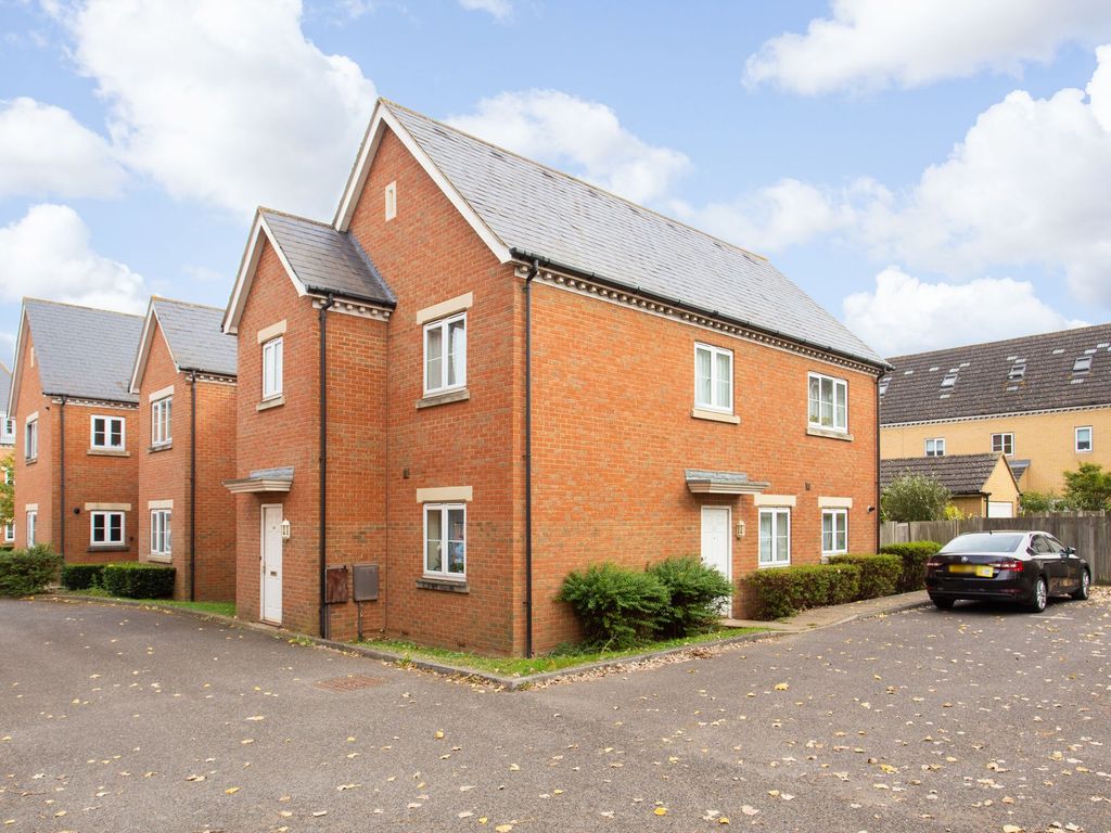 2 bed flat for sale in Sullivan Close, Canterbury CT1, £215,000 Zoopla