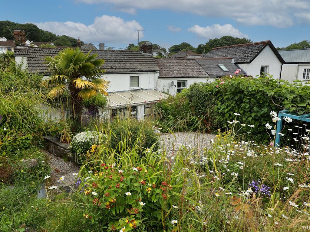 3 bed end terrace house for sale in Polgooth, St Austell PL26, £295,000