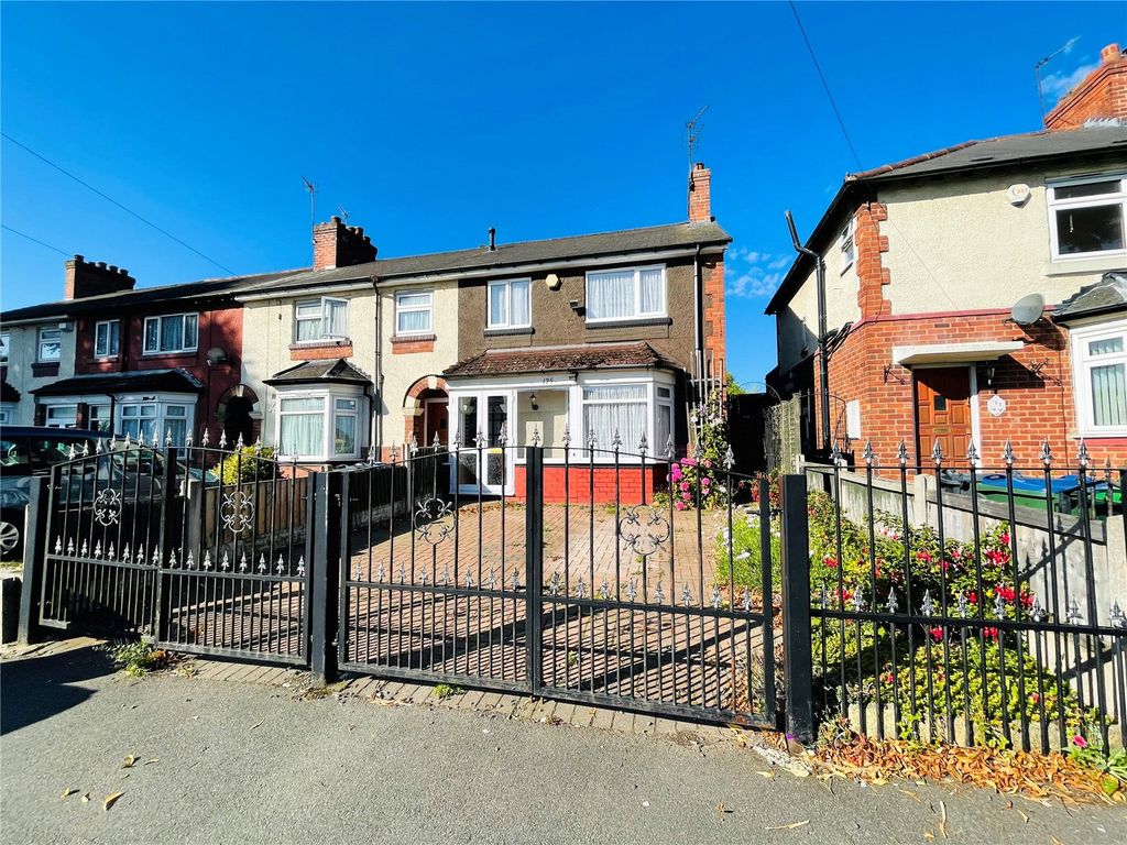3 bed end terrace house for sale in Warley Road, Oldbury, West Midlands
