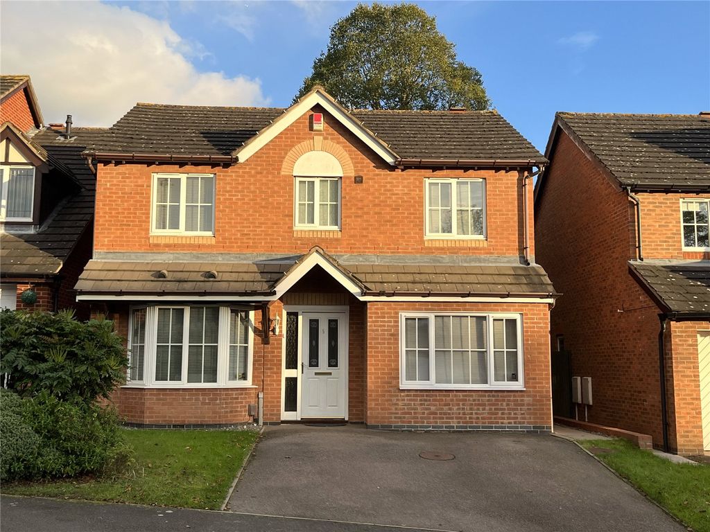 4 bed detached house for sale in Allerton Drive, Leicester