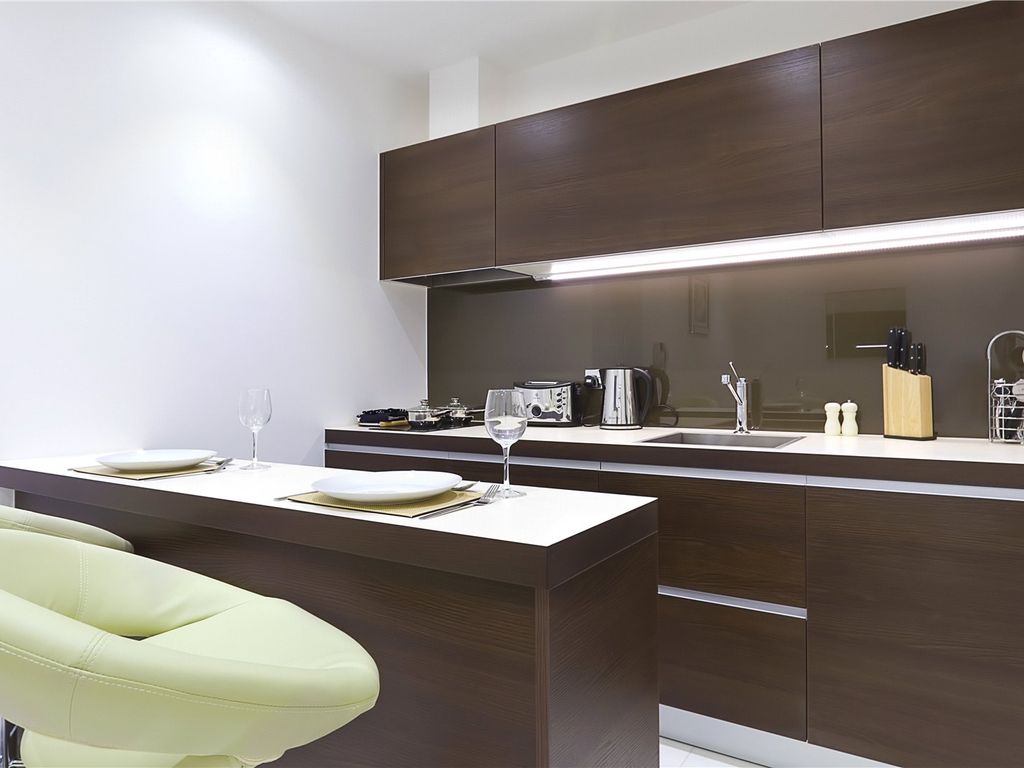 Studio for sale in Albany House, 41 Judd Street, London WC1H, £350,000