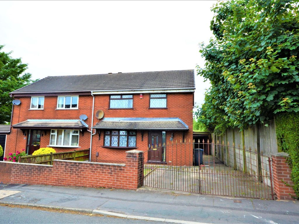 3 bed semidetached house for sale in Fenpark Road, StokeOnTrent