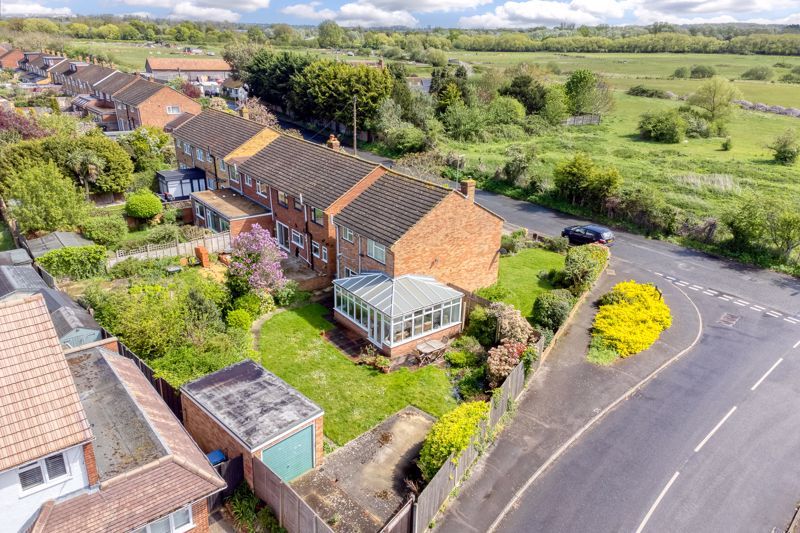 3 bed detached house for sale in Field Common Lane, WaltonOnThames