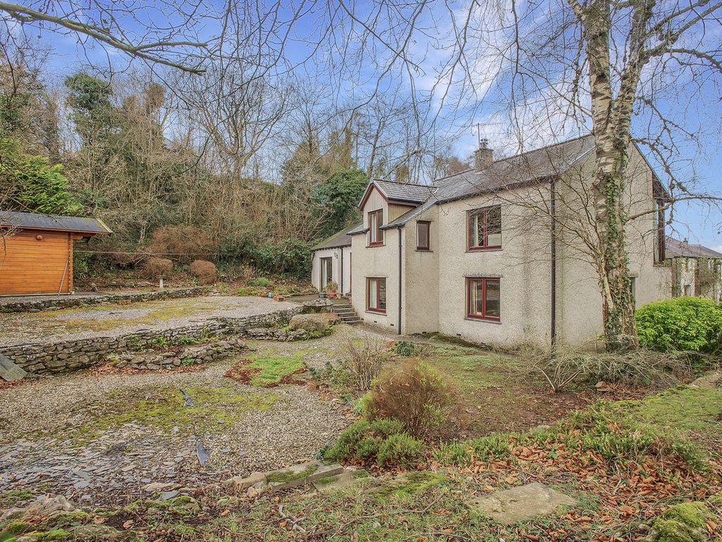 5 bed detached house for sale in Pipers Close, Storth LA7, £595,000