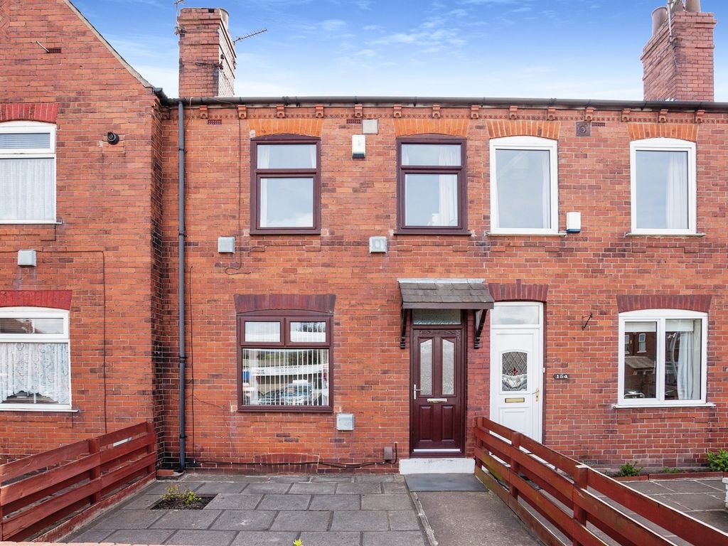 3 bed terraced house for sale in Agbrigg Road, Wakefield WF1, £160,000