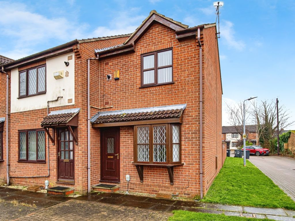 2 bed end terrace house for sale in Cundall Close, Hull, East Yorkshire HU9, £110,000 Zoopla