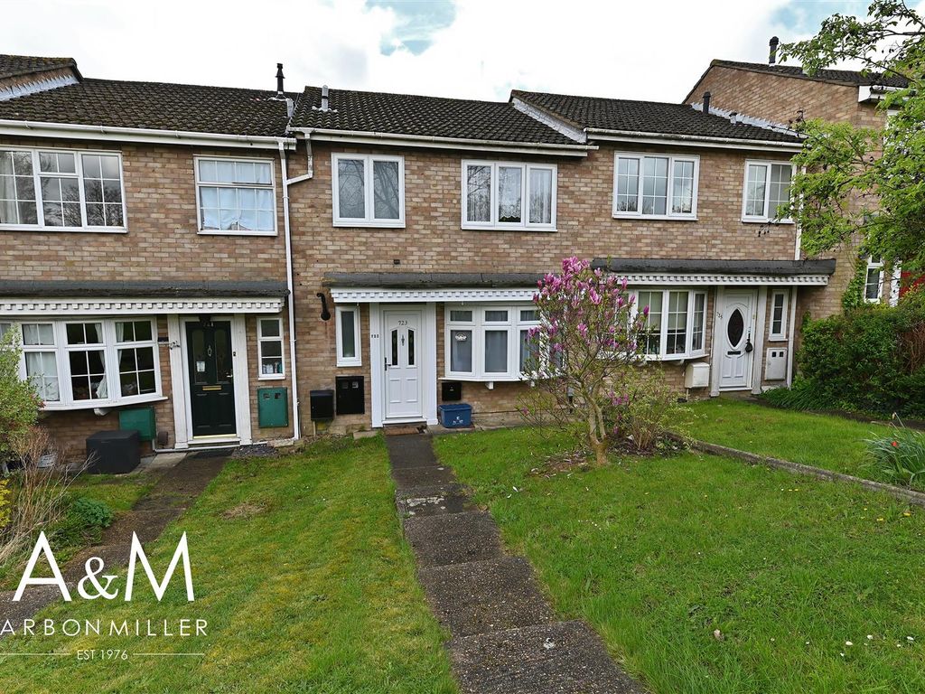 3 bed terraced house for sale in Copperfield, Chigwell IG7, £450,000